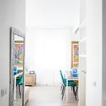 Apartman Families